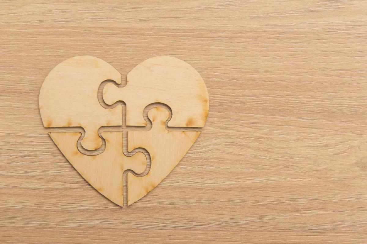 Heart-shaped jigsaw puzzle